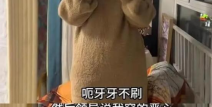 上班没穿罩子被捏,不穿内衣上班引发的职场风波与反思”